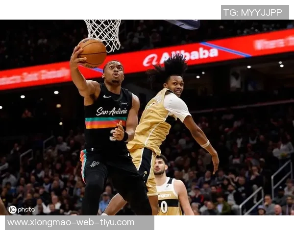 黄蜂逆转马刺豪取六连胜创下联盟现存最长连胜纪录